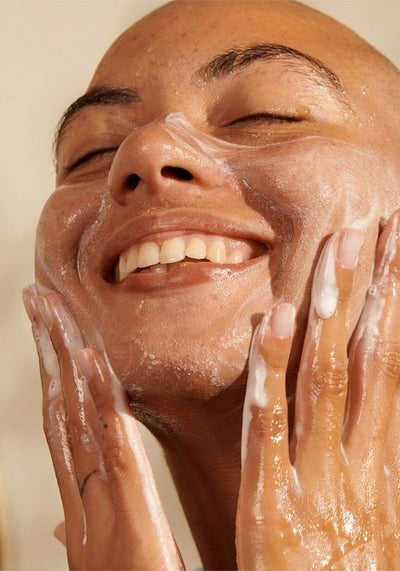 Nettoyant visage doux hydratant Vitamine E